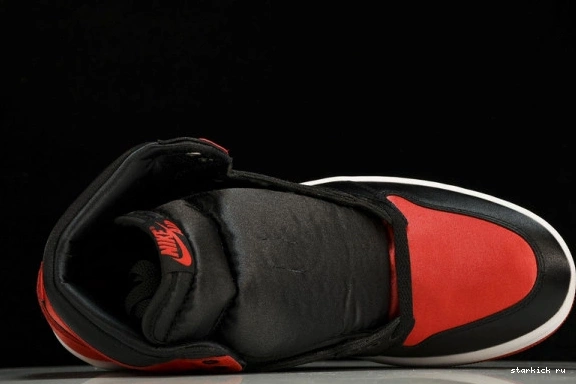 Retro 1  Bred Jordan FD4810-061 FD4810-061  Satin High OG 0827